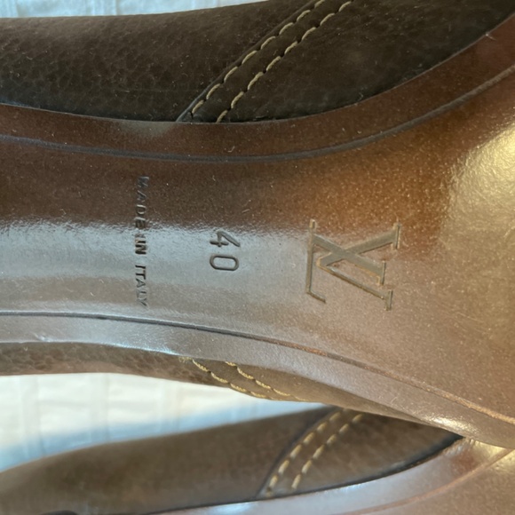 Vintage Louis Vuitton heels - Picture 6 of 8